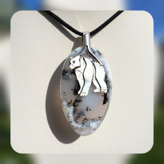 Les Gardiens de l’Hiver Ours polaire Agate Dendritique